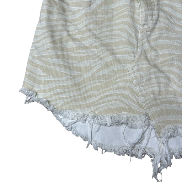 Free People We The Free Women’s Bailey Zebra Printed Cotton Mini Denim Skirt 26 - Picture 5 of 16